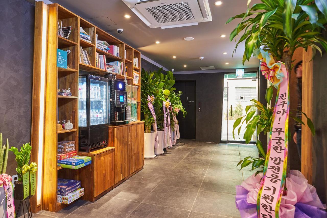 Hotel In Cafe Doksan Seoul Exterior foto